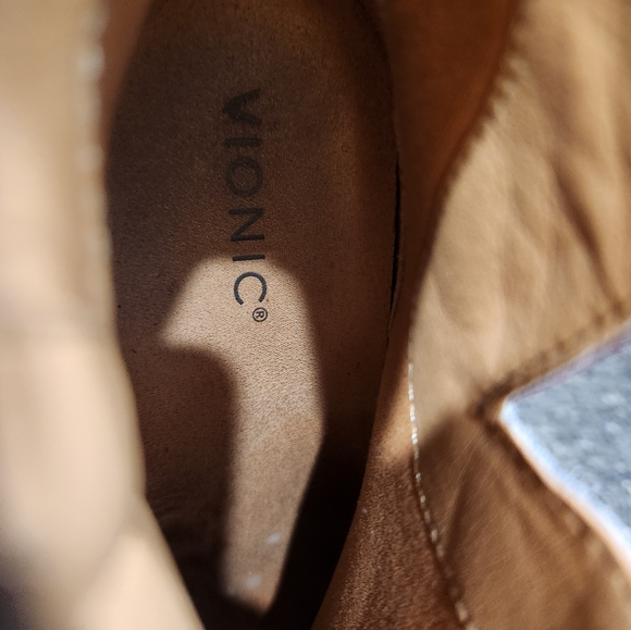 Vionic Naomi Suede Snake-Print Water-Resistant Boots Size 11 - Picture 7 of 9